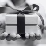 How to Create a Gift Guide That Boosts Sales Conversions: The Business Strategy